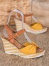 Žlté sandálky na kline