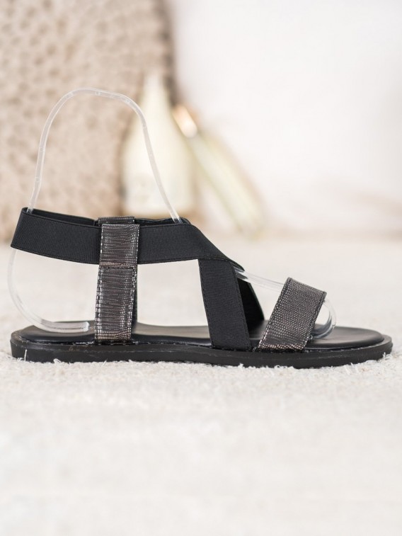 Pohodlné čierne sandálky