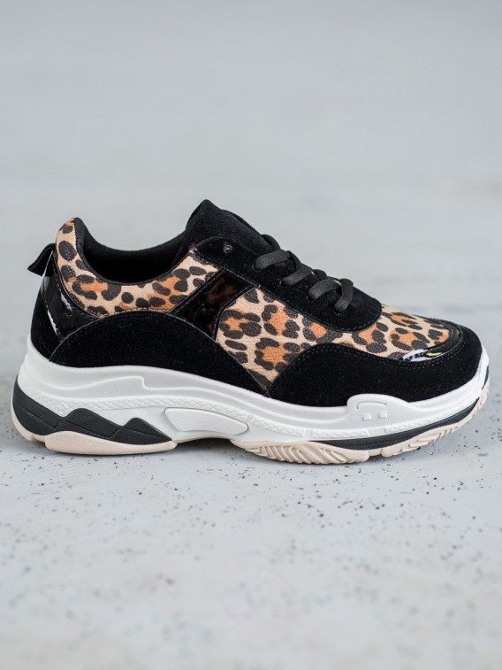Sneakersy s leopardím vzorom