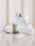 Biele sneakersy s perličkami