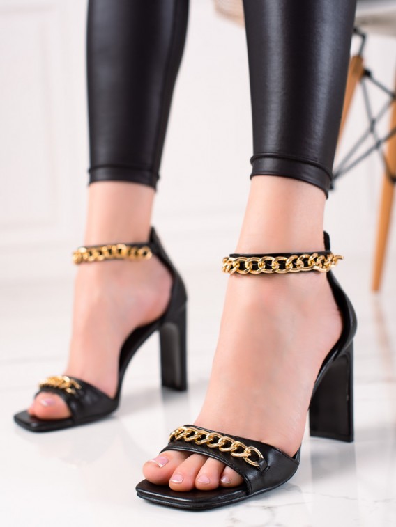Elegantné sandálky